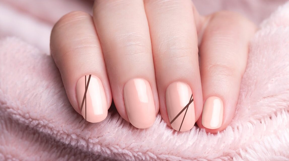 Κομψές Τάσεις στο Nail Art για το Επόμενο Ραντεβού σας